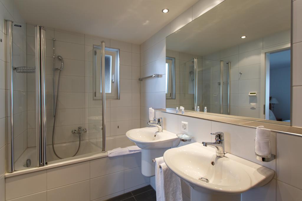 Hotel Kreuz Leissigen ห้อง รูปภาพ