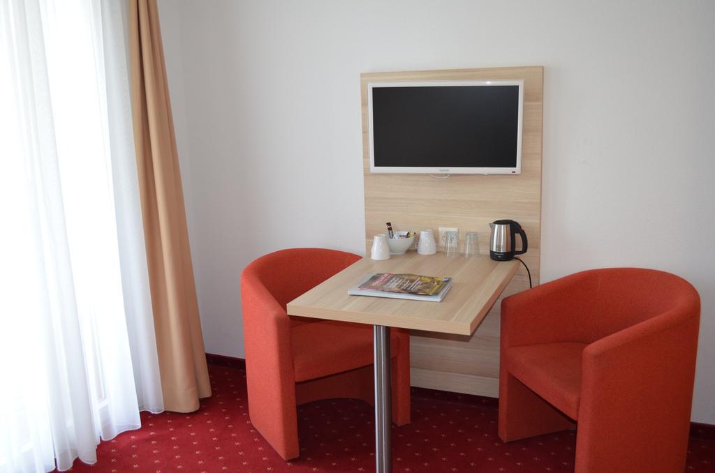 Hotel Kreuz Leissigen ห้อง รูปภาพ